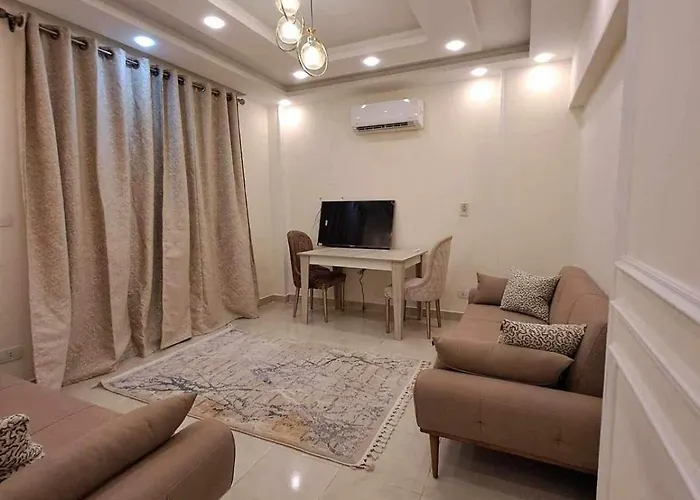 Studio At Rehab City